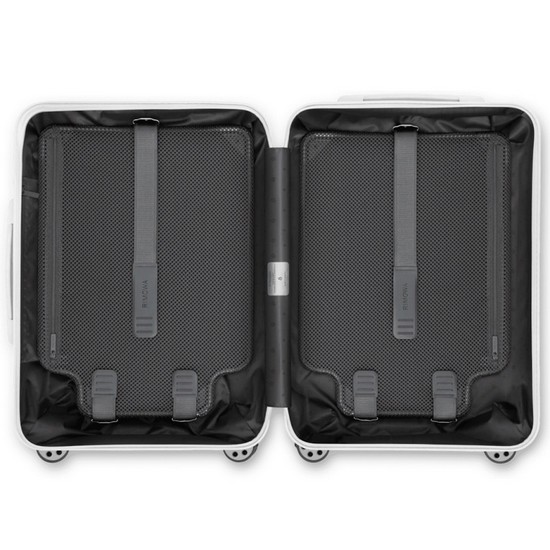 ����� ������ ĳ�� �淮 �⳻�� ĳ���� (ȭ��Ʈ �۷ν�)