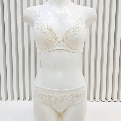 남영비비안 비비안 패플 -수입패치자수 몰드 브라 힙레이스팬티 세트 BR973A,BP973A_US