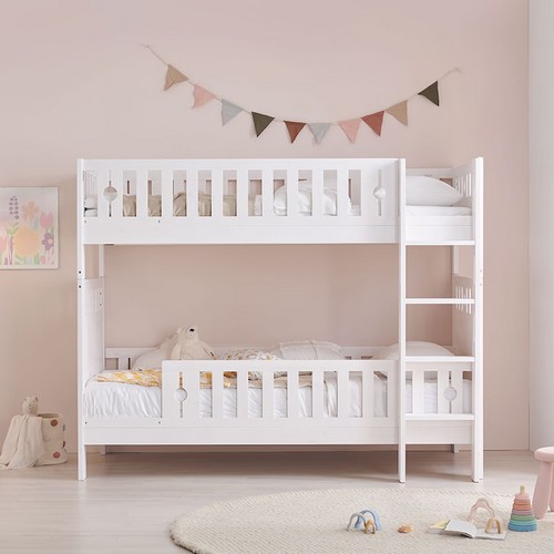 ���ϸ������� ���� ���� �и��� 2�� ħ�� S