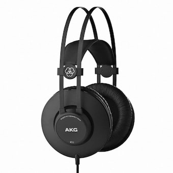 AKG K52