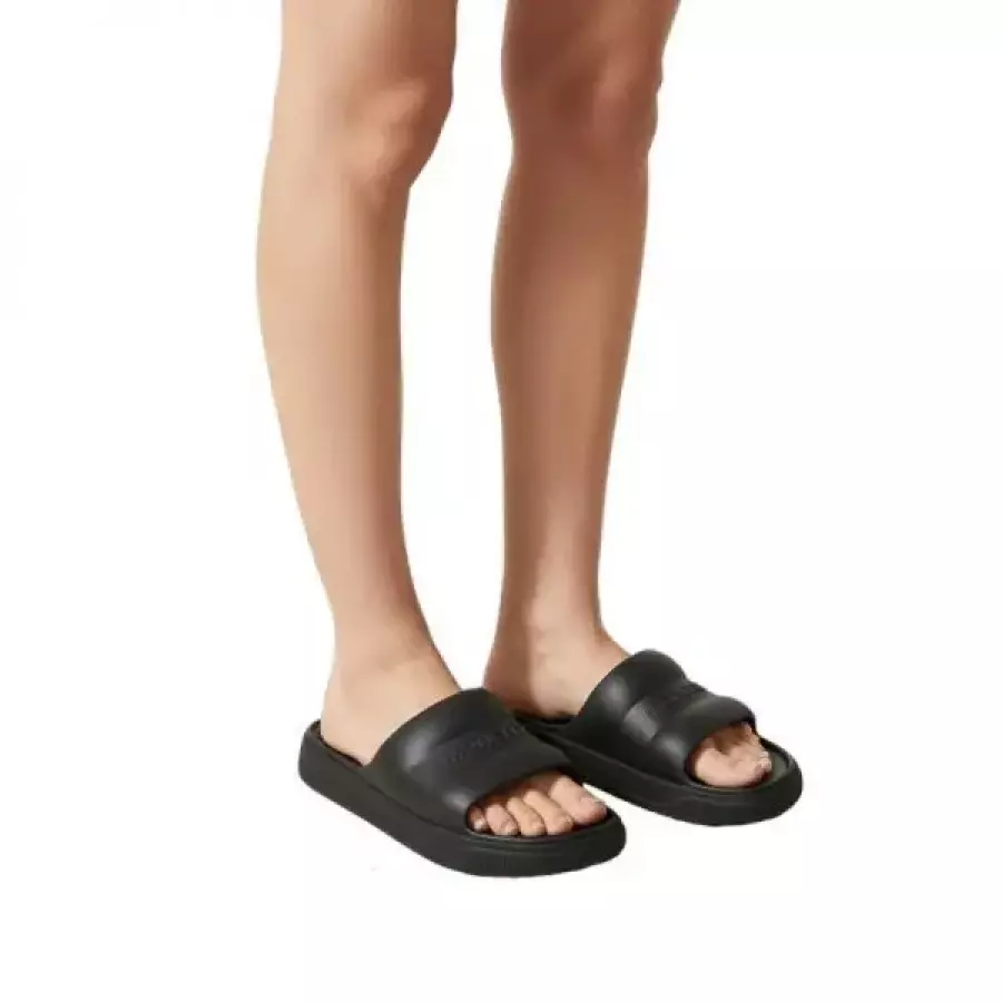 몽클레르 알티브 슬라이드 156116331_이미지