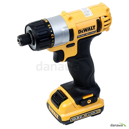 디월트 DCF610 (작업등, 2.0Ah, 배터리 2개)_이미지