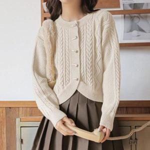  오노마 ONM 떡볶이 단추 꽈배기 패턴 가디건 라운드넥 여친 코디 S11579899