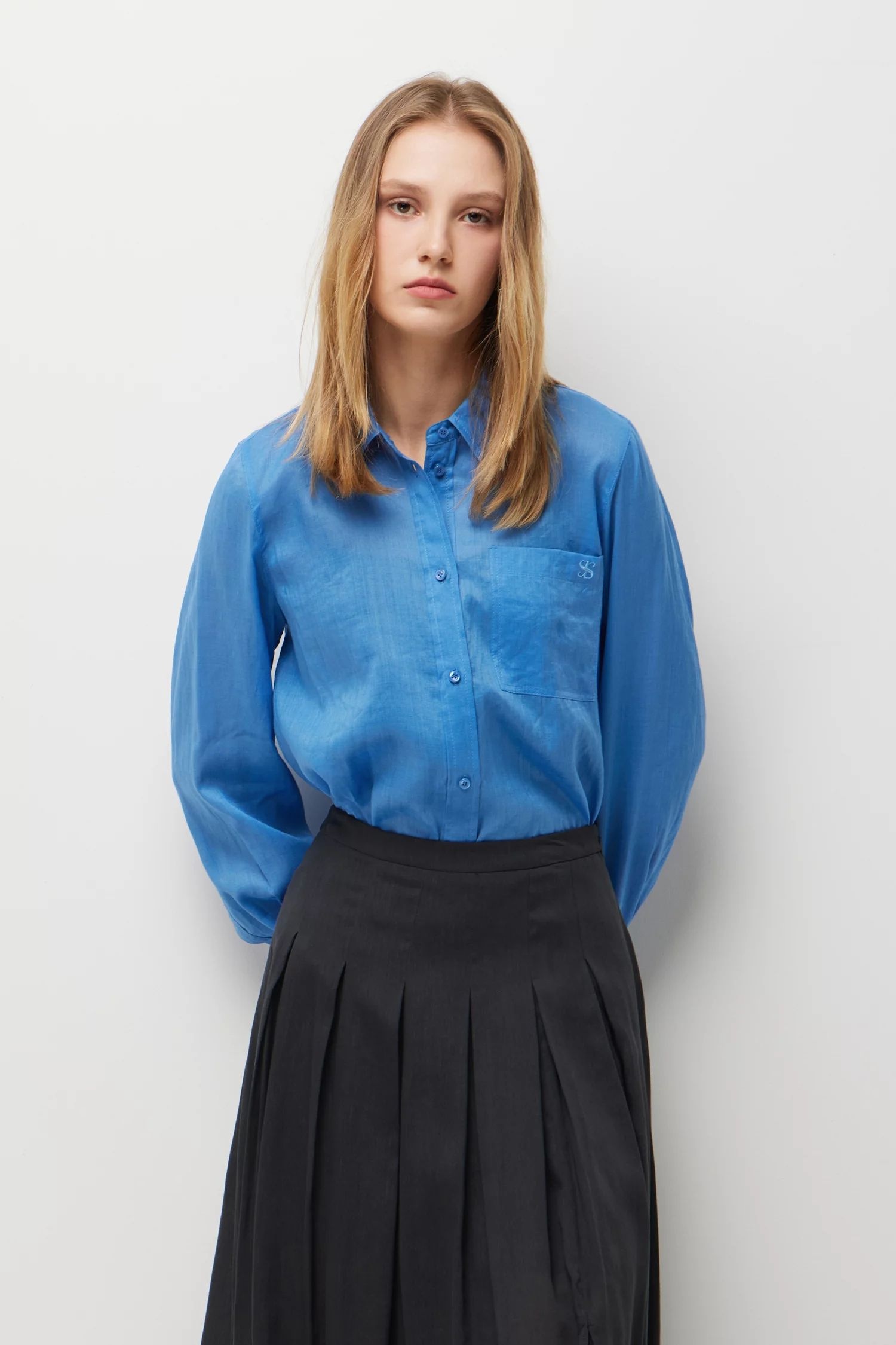 SISLEY 테리 포켓 자수 블라우스 SAWS41631