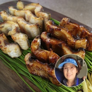 산지장터 장어 전북 고창 김종숙님의 두툼한 자포니카 민물장어 1kg_이미지