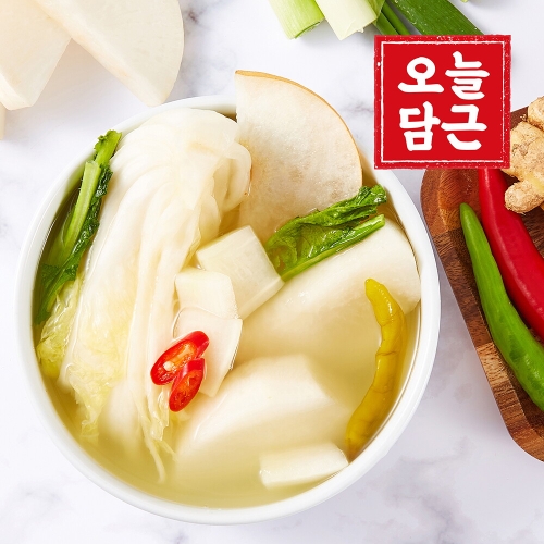 오늘담근 전라도 동치미 2kg이미지입니다. 누르면 해당 게시물로 새창이동합니다.