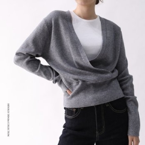 헤이올리 사선골지크로스라인깊은V넥 풀오버니트스웨터 NHK079