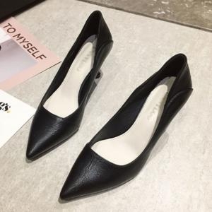 9967FB 여성 20대 구두 쇼핑몰 봄패션 데일리 힐슈즈 7cm이미지입니다. 누르면 해당 게시물로 새창이동합니다.