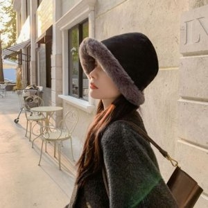 오너클랜 은창 골지 라운드 퍼 모자 벙거지 털모자 보온 W99BD26_이미지