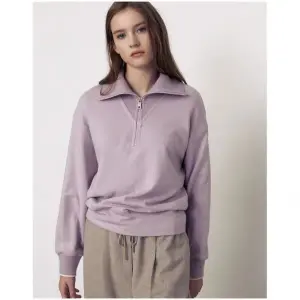 아떼바네사브루노 리뷰이벤트 바네사브루노 라이트바이올렛 면 하프집업 티셔츠 VLTS3D405V1 805143