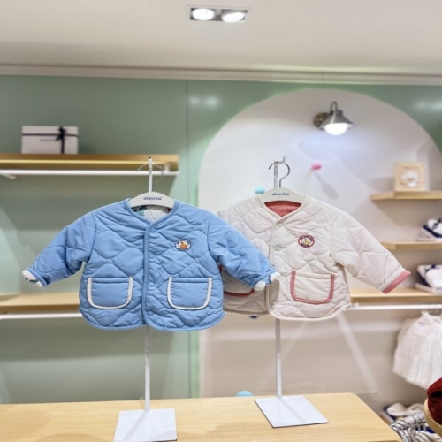 ���Ƿ���F&C �мҹ� HM �ֵ��̼��� �����Ҿ��е� ������������ Q2A1123101