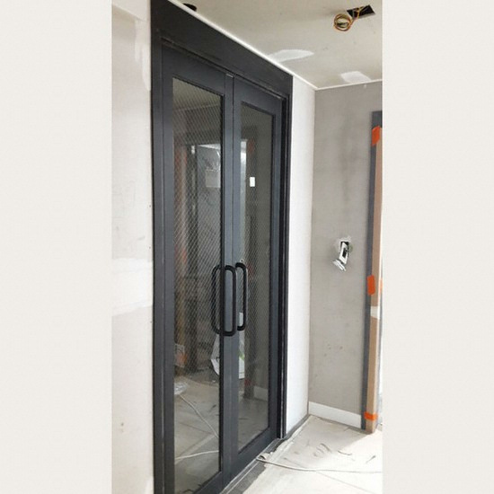 애드도어 스윙 정대칭 양개 여닫이 중문 (~1.4m)_이미지