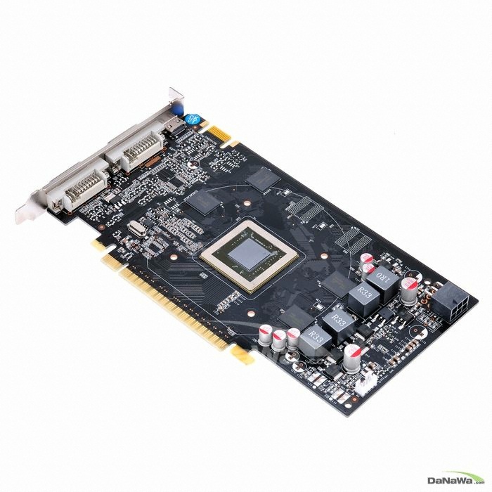 ���̳��� ������ GTX550 Ti SENSE D5 1GB