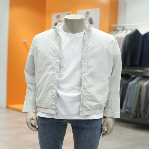 SG세계물산 바쏘옴므 S/S 아이보리 가먼트다잉 스트레치 면스판 윈드스토퍼 숏점퍼 BSY1UA60AIV