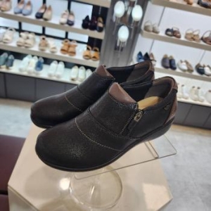 엘칸토 HC10 논슬립경량쿠션컴포트화3cm LCWC52L53919이미지입니다. 누르면 해당 게시물로 새창이동합니다.