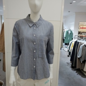 파크랜드 프렐린 코튼100 스트라이프 블라우스 RBB232S40