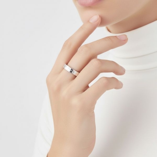 메종마르지엘라 로고 레퍼런스 4MM 반지 실버 SM1UQ0123P8865102 271955