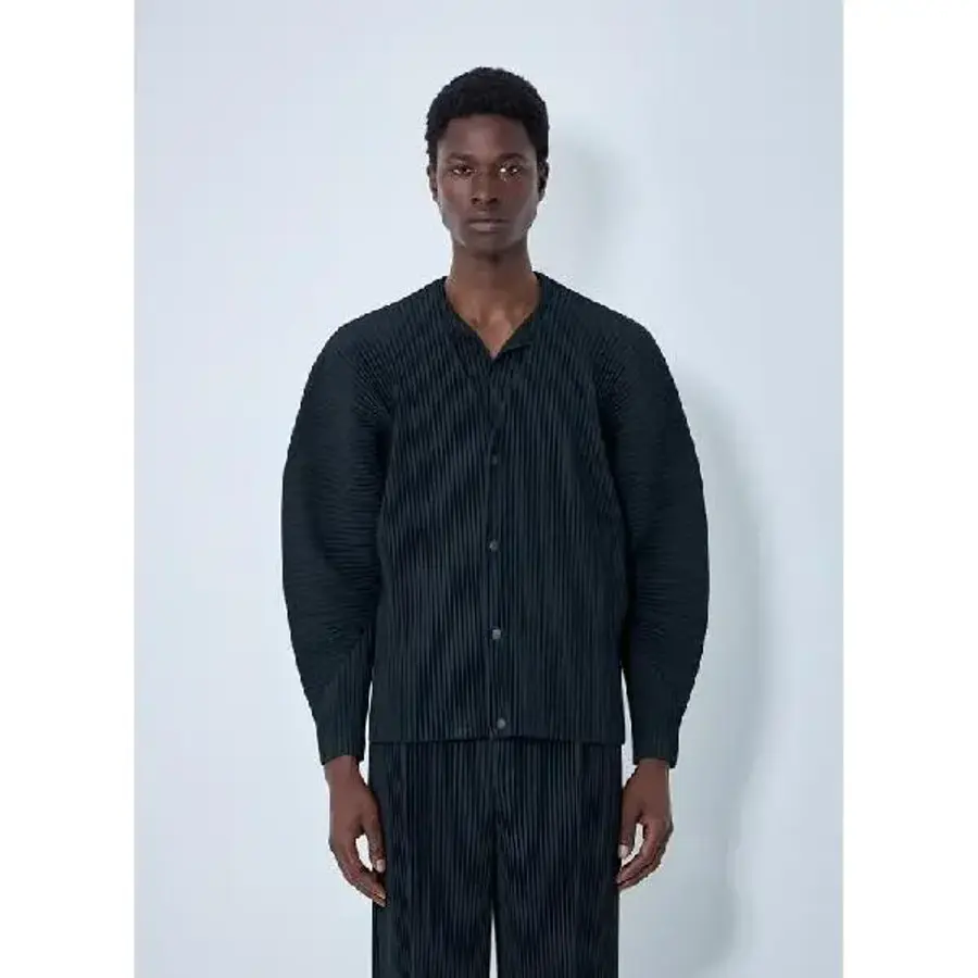 옴므 플리세 이세이 미야케 남성 Pleated Button Up Jacket hmp0164007blk_이미지