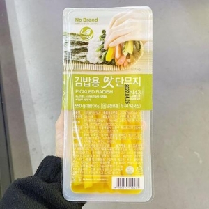 이마트 노브랜드 김밥용 맛단무지 550g (3개)