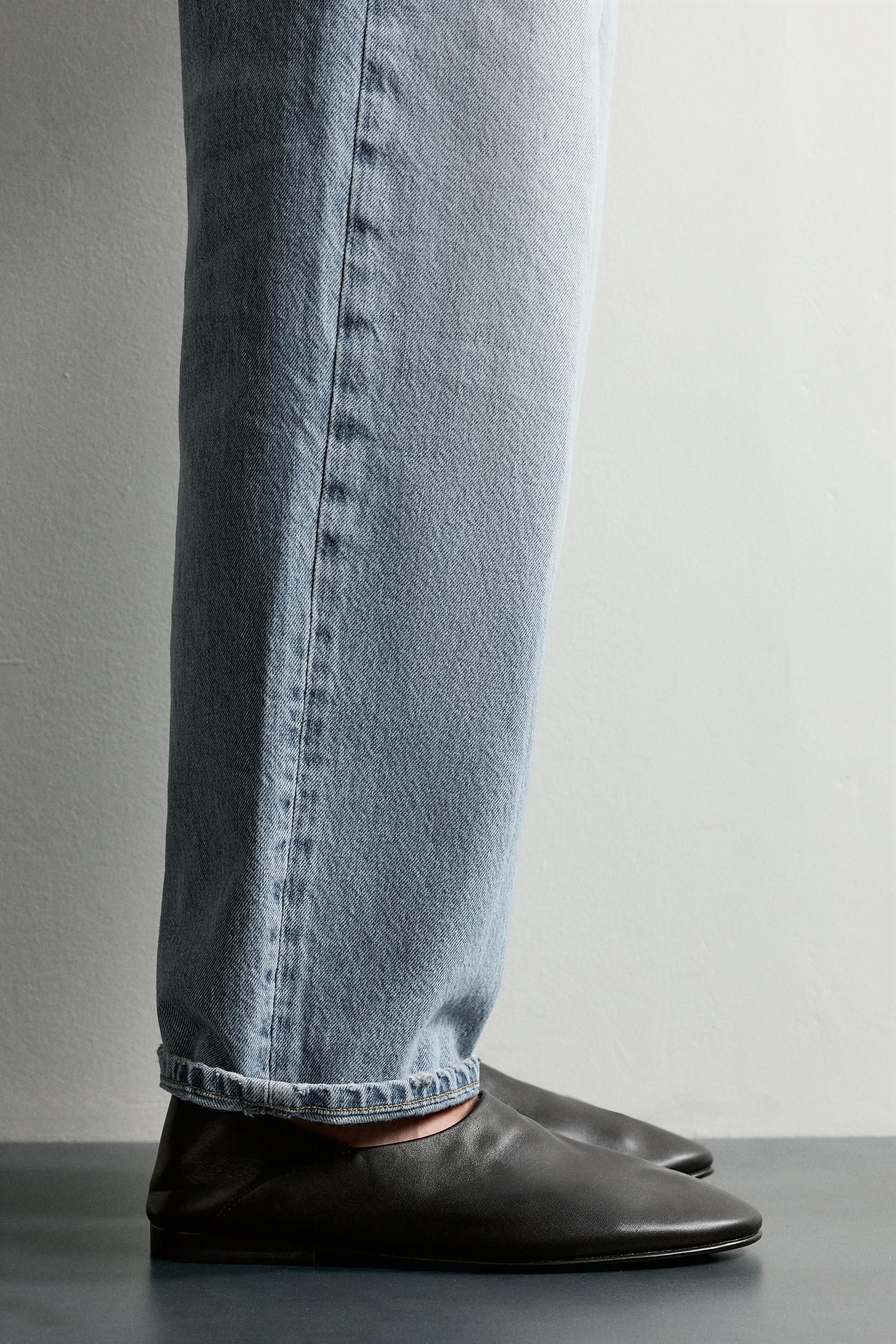 자라 레더 로퍼 블랙 2631/820/8001412408