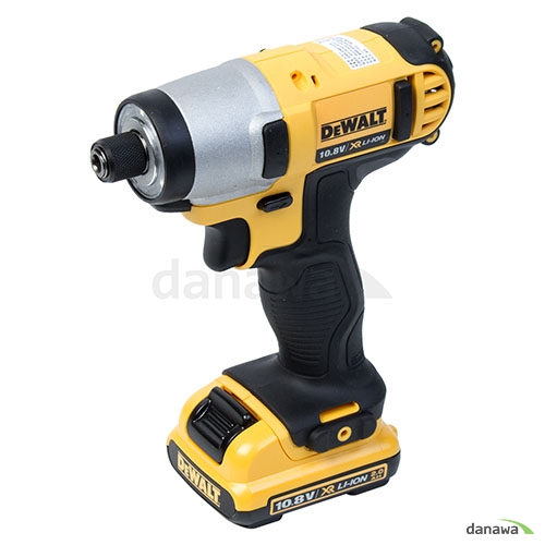 디월트 DCF815 (작업등, 2.0Ah, 배터리 2개)_이미지