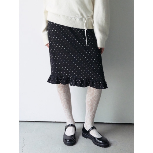 바이와이제이 로라로라 DOT FRILL MIDI SKIRT BLACK SK25508M037