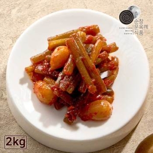 이마트 트레이더스 100% 국내산 고추장 마늘쫑 장아찌 2kg 밀폐용기 순창문옥례식품