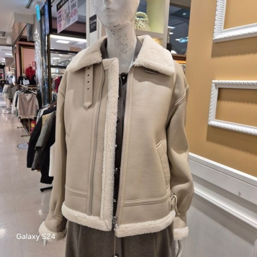 BCBG 겨울25 포우 무스탕 B5D9F975