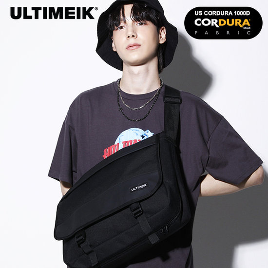 얼티메이크 2040 메신저백이미지입니다. 누르면 해당 게시물로 새창이동합니다.