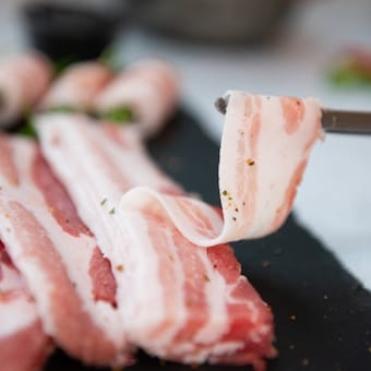 육육마켓 국내산 프리미엄 <b>대패</b><b>삼겹살</b>(한돈) 600g