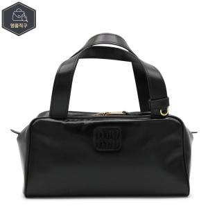 미우미우 블랙 레더 탑 핸들 백 B0481869076_이미지