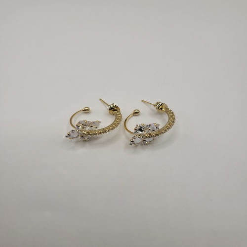 스텔라앤로라 여성귀걸이 특수큐빅 링 귀걸이 18K도금 SAR-129