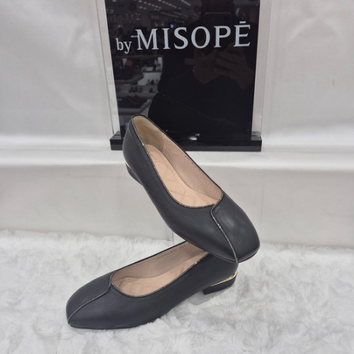 By 여성 스퀘어 핫픽스 플랫 112HH435TG001 BLACK