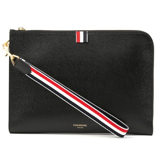 톰브라운 클러치백 미듐 MAC083A 00198 001이미지입니다. 누르면 해당 게시물로 새창이동합니다.