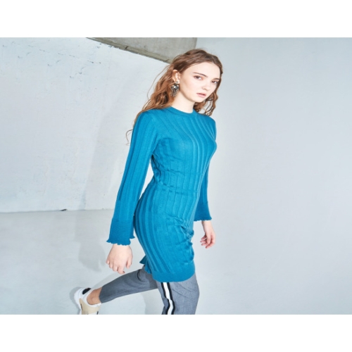  아이홀릭 캐시미어 AYIHOLIC cashmere 메리노 울 원사이드 슬릿 드레스 그린 AHQ7KD002E