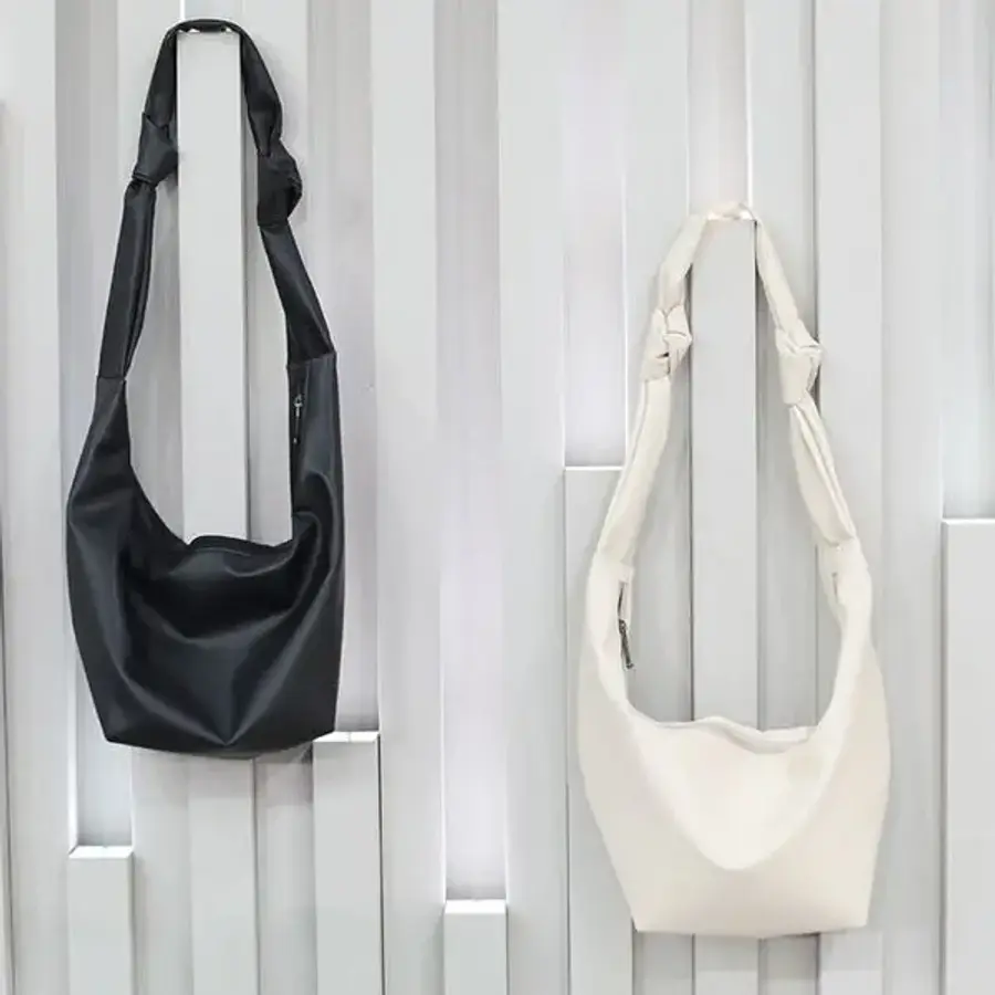 쉬크 JQD935U7 합피 가죽 크로스백 에코백 레프트필드 1189합피