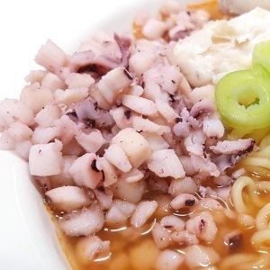 비비수산 완전손질 오징어다이스 500g