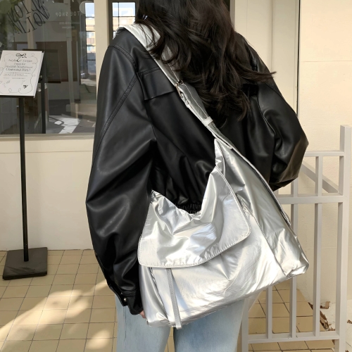 크로스 나일론 백 메신저백 숄더백 보부상 빅백 남자 여성 학생 가방 NLL 1322320