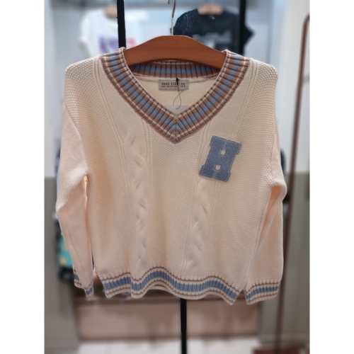 신상. 아동 주니어 신학기 새학기 스쿨 데일리로 멋짐.발표회 콩쿨대회 행사 유니 케이블 브이넥 스웨터 OHKA24T01 L..