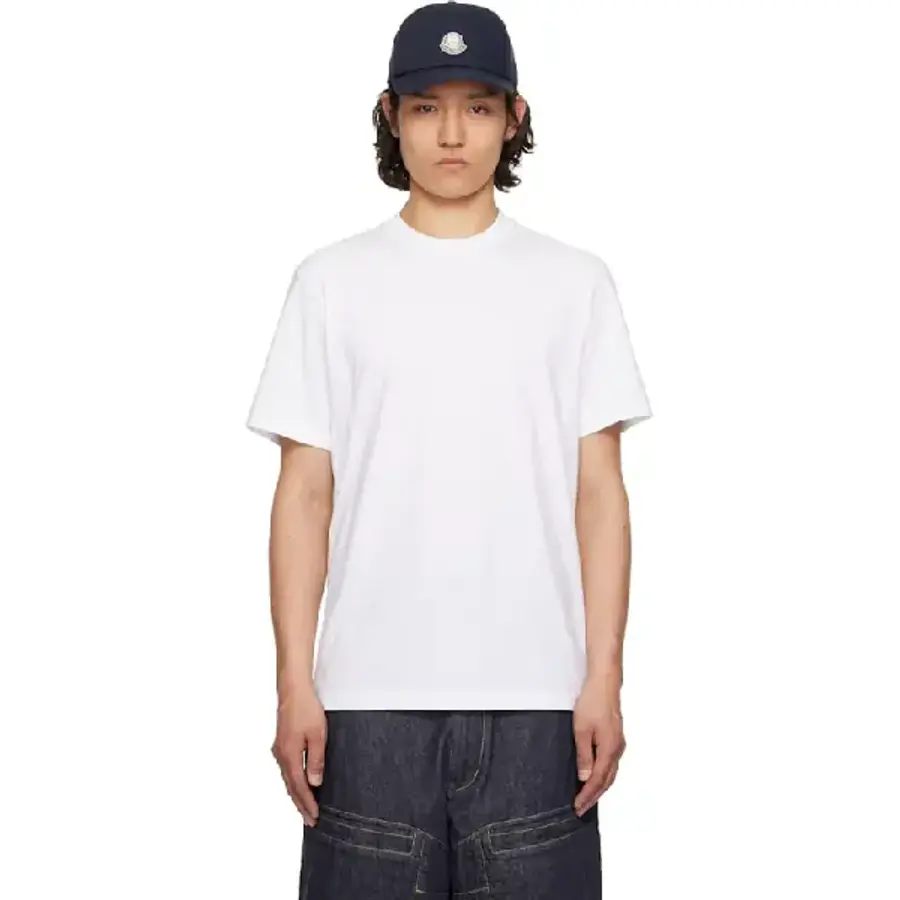 몽클레르 지니어스 화이트 메르세데스 벤츠 바이 니고 크루넥 티셔츠 K14018C