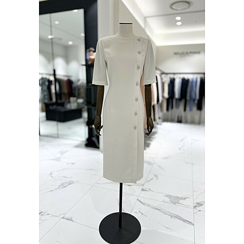 보트넥 버튼 포인트 일자핏 원피스 S262MSE014