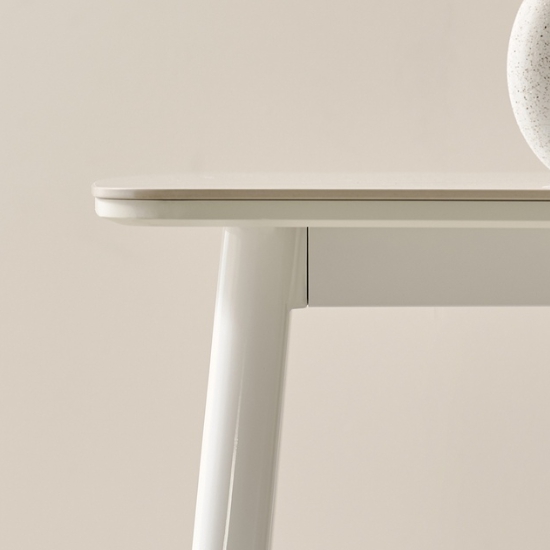 라로퍼니처 세리스 24T 유광 저소음 포세린 세라믹 식탁 850 (의자2개)_이미지