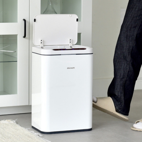 다룸 자동센서 스마트 쓰레기통 20L이미지입니다. 누르면 해당 게시물로 새창이동합니다.