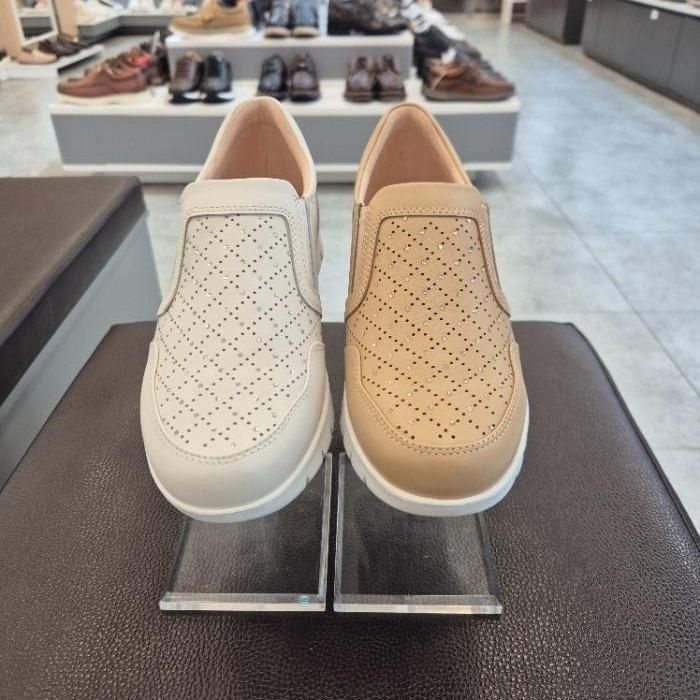 HC11 소가죽 여성 슬립온 E5Y4U61H3J3510 47665654