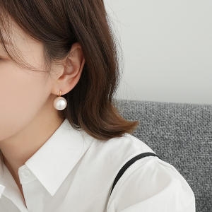수앤수 몽드 진주 원터치 귀걸이 22E040_이미지