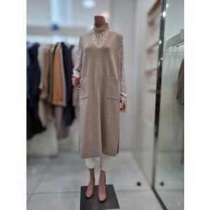 올앤선드리 세이브존06 모던V넥 니트원피스 A5S1K601 S30469954_이미지