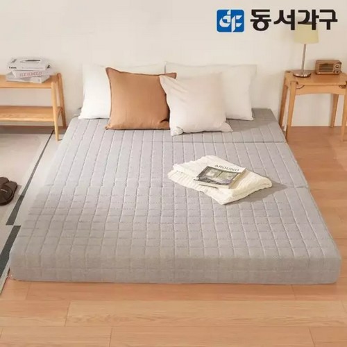동서가구 BS HR폼 편백황토숯 3단 접이식 토퍼 매트리스 Q이미지입니다. 누르면 해당 게시물로 새창이동합니다.