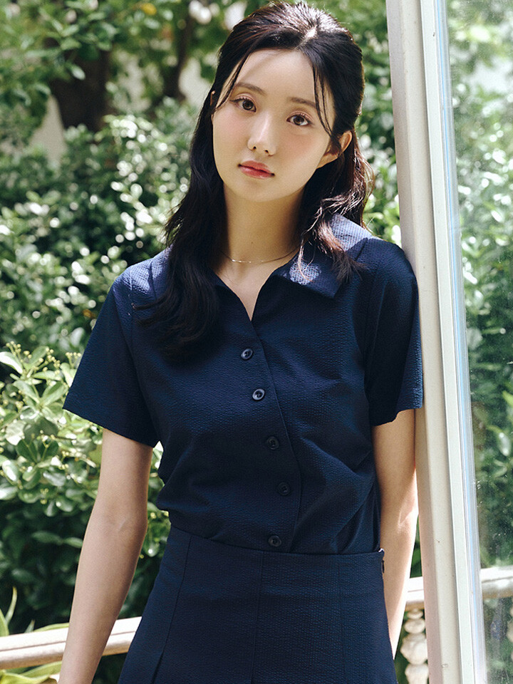 JJ지고트 언밸런스 오픈 칼라 크롭 블라우스 GS6P0BL602 주문전 재고확인 필수이미지입니다. 누르면 해당 게시물로 새창이동합니다.