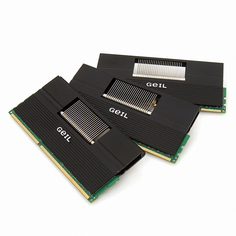 GeIL DDR3-2000 CL9 EVOONE ��Ű��