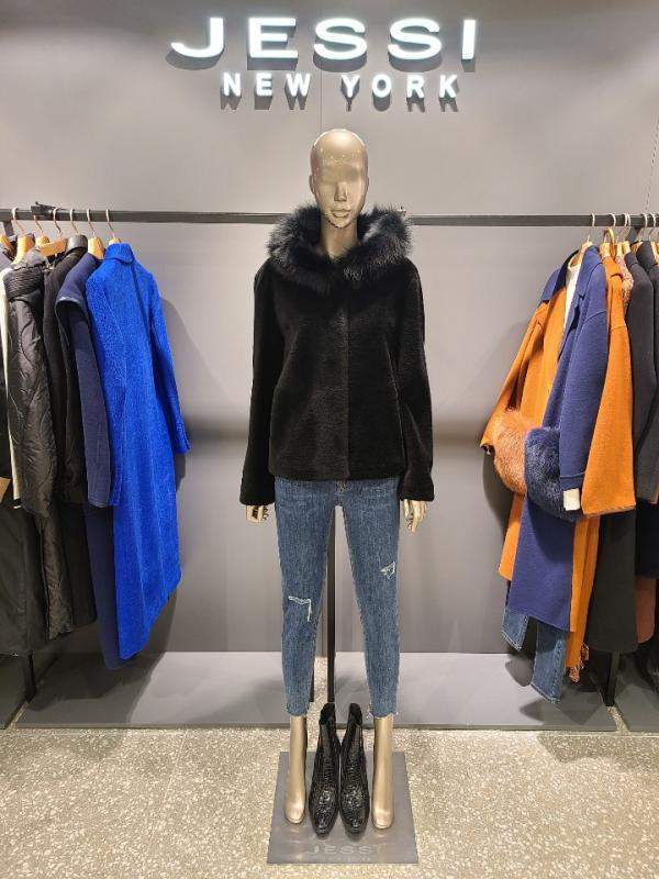 제시뉴욕 DB알렉시스N 폭스후드 언발 무스탕  JAA7NBFJ8090_이미지